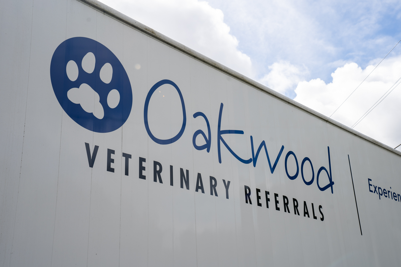 Oakwood Veterinary Referrals (Web) 032